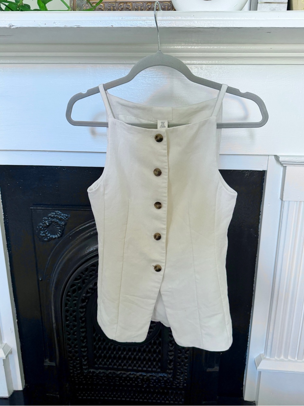 H&M Women’s Cream Button-Front Tank Top
